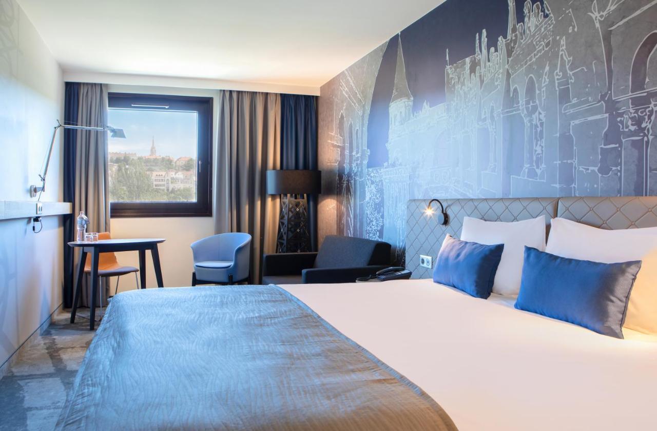 Mercure Castle Hill Отель